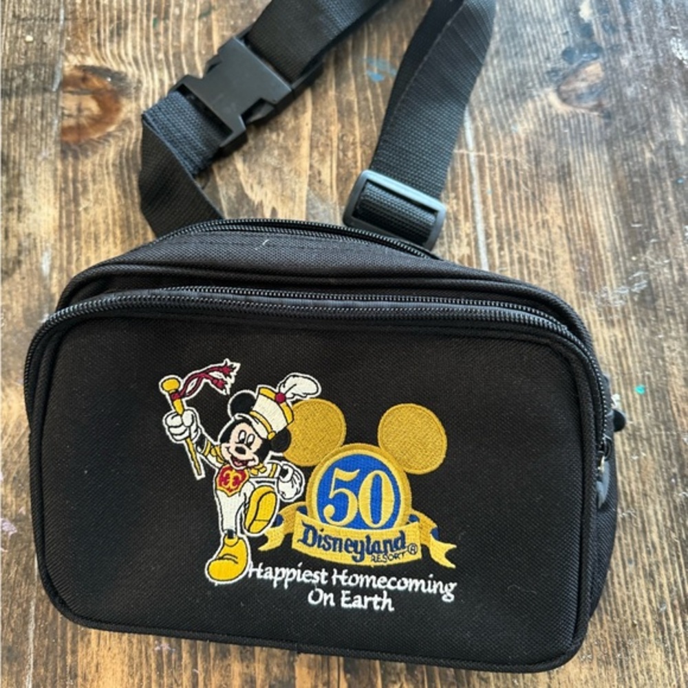 COLLECTIBLE Disney 50th anniversary belt bag! Cute, convenient and unique❣️❣️